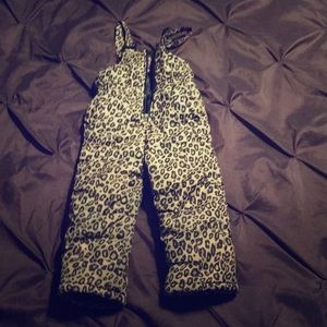 Children’s snow pants